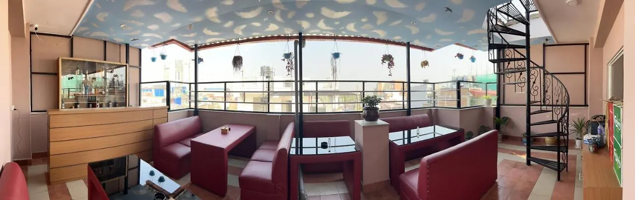 Hotel New Era Kathmandu 5*,